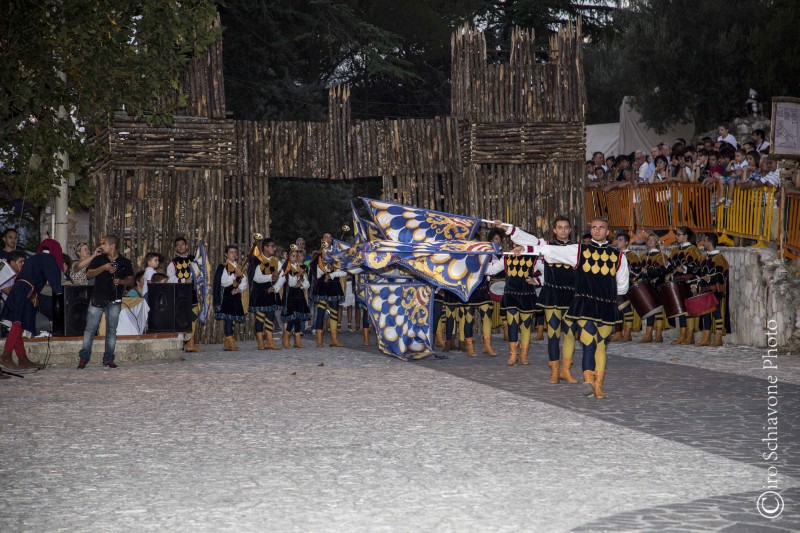 _08B8840.jpg